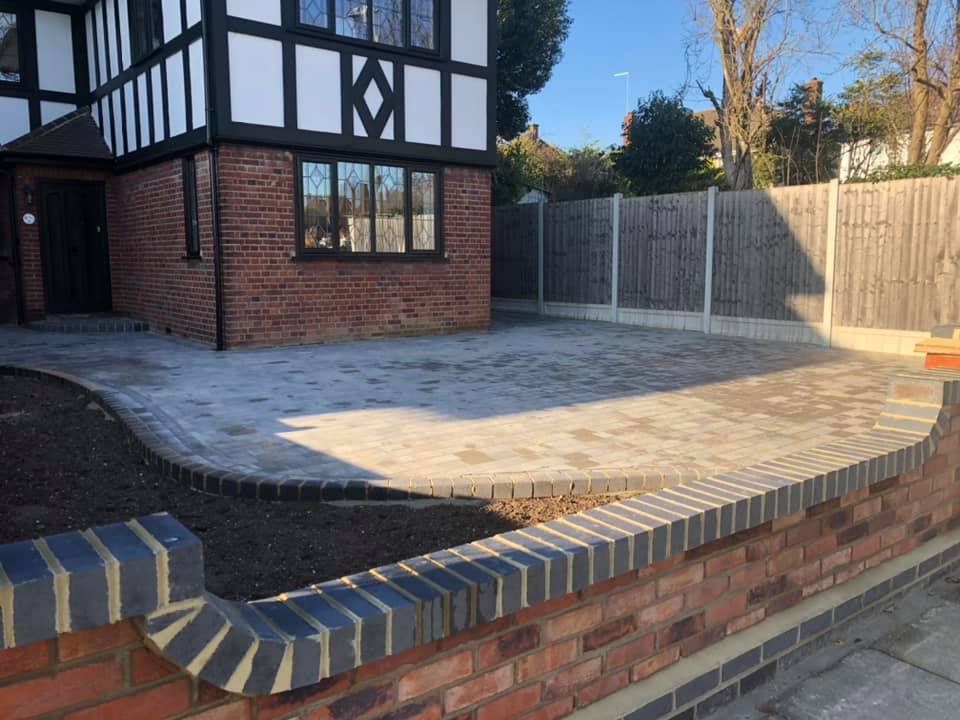 Colchester Paving And Driveway Contractors | Hard Landscapers in Colchester 