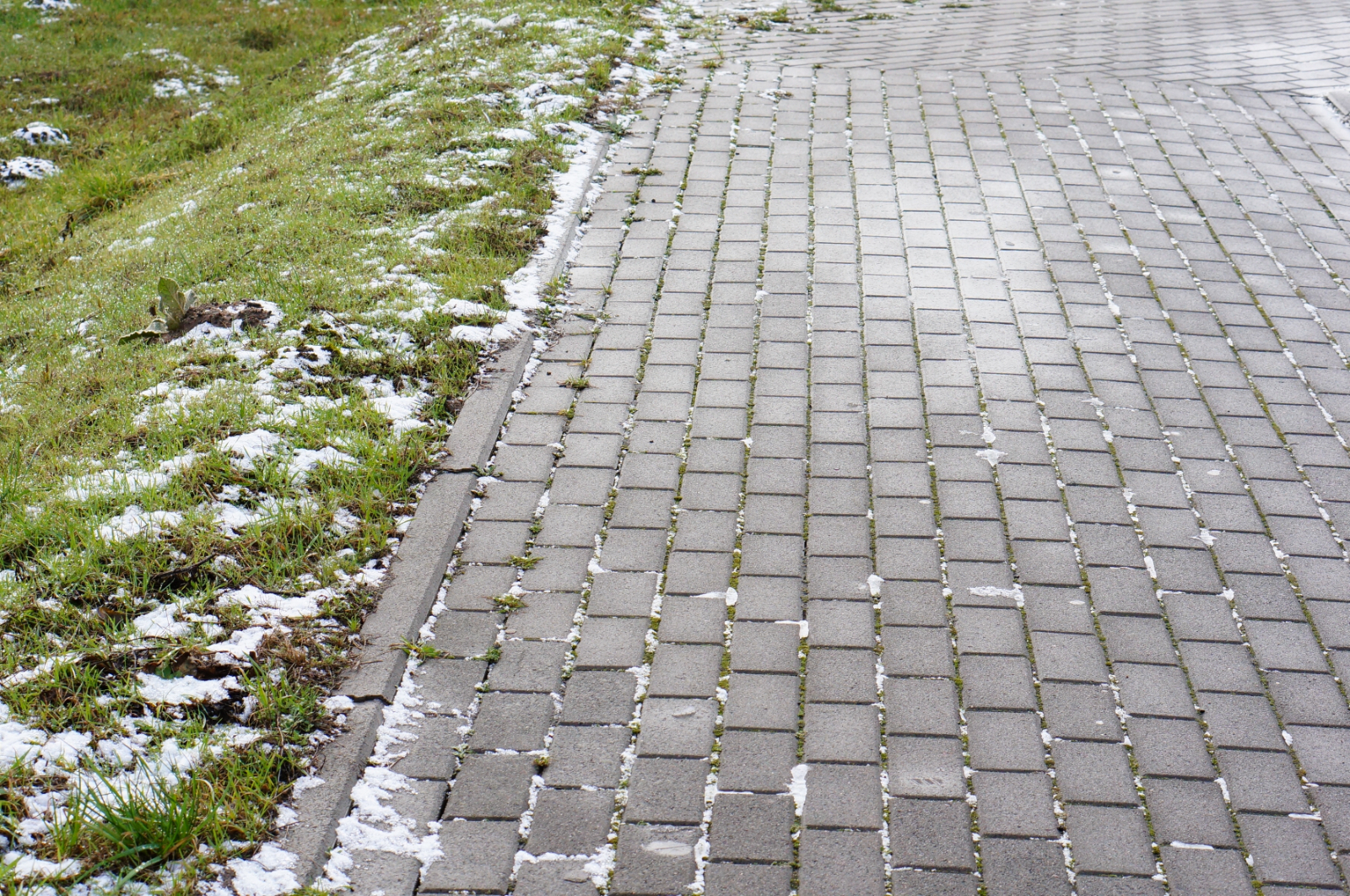 Weather - How Long Does It Take To Install Paving? 