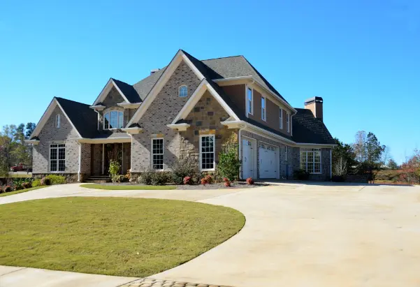 What Is The Best Material To Pave A Driveway?